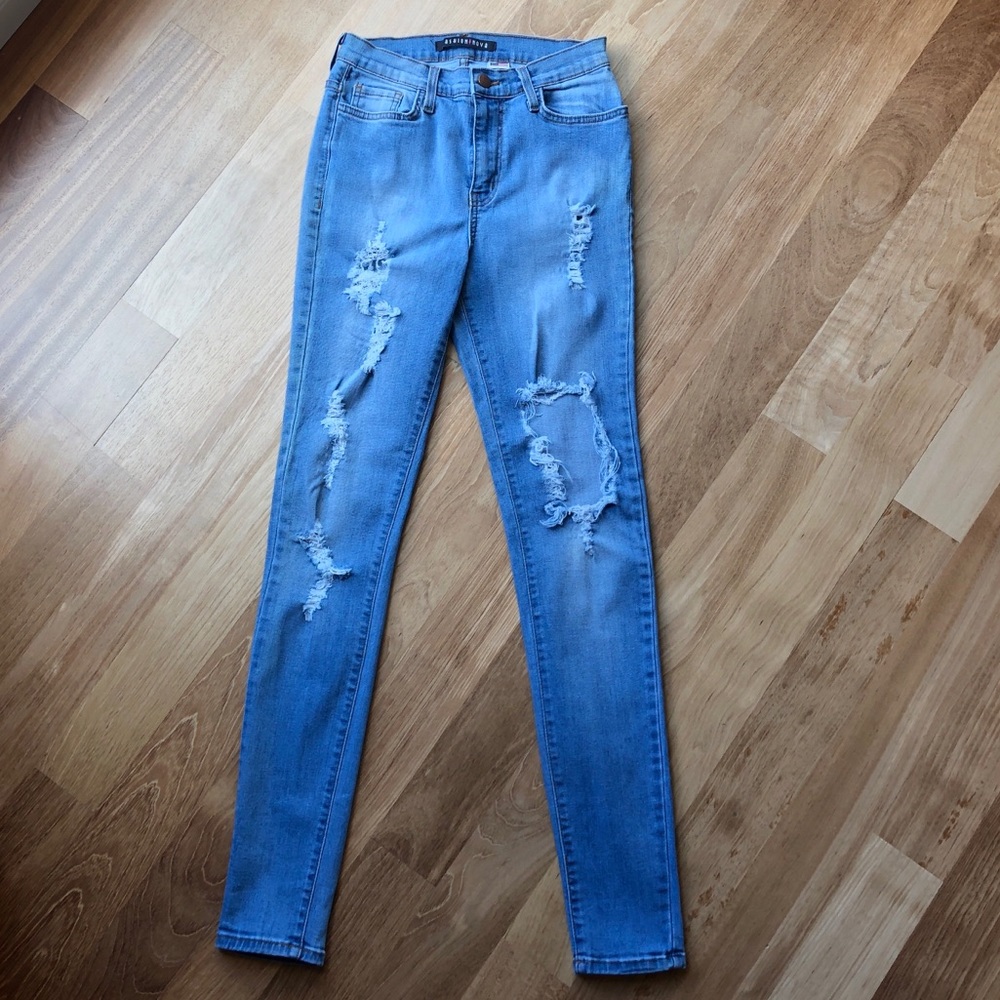 Fashion Nova Distressed Blue Jeans